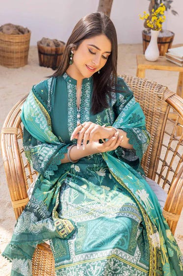 Gul Ahmed 3PC Embroidered Lawn Printed Suit CL-32389 - Image 4