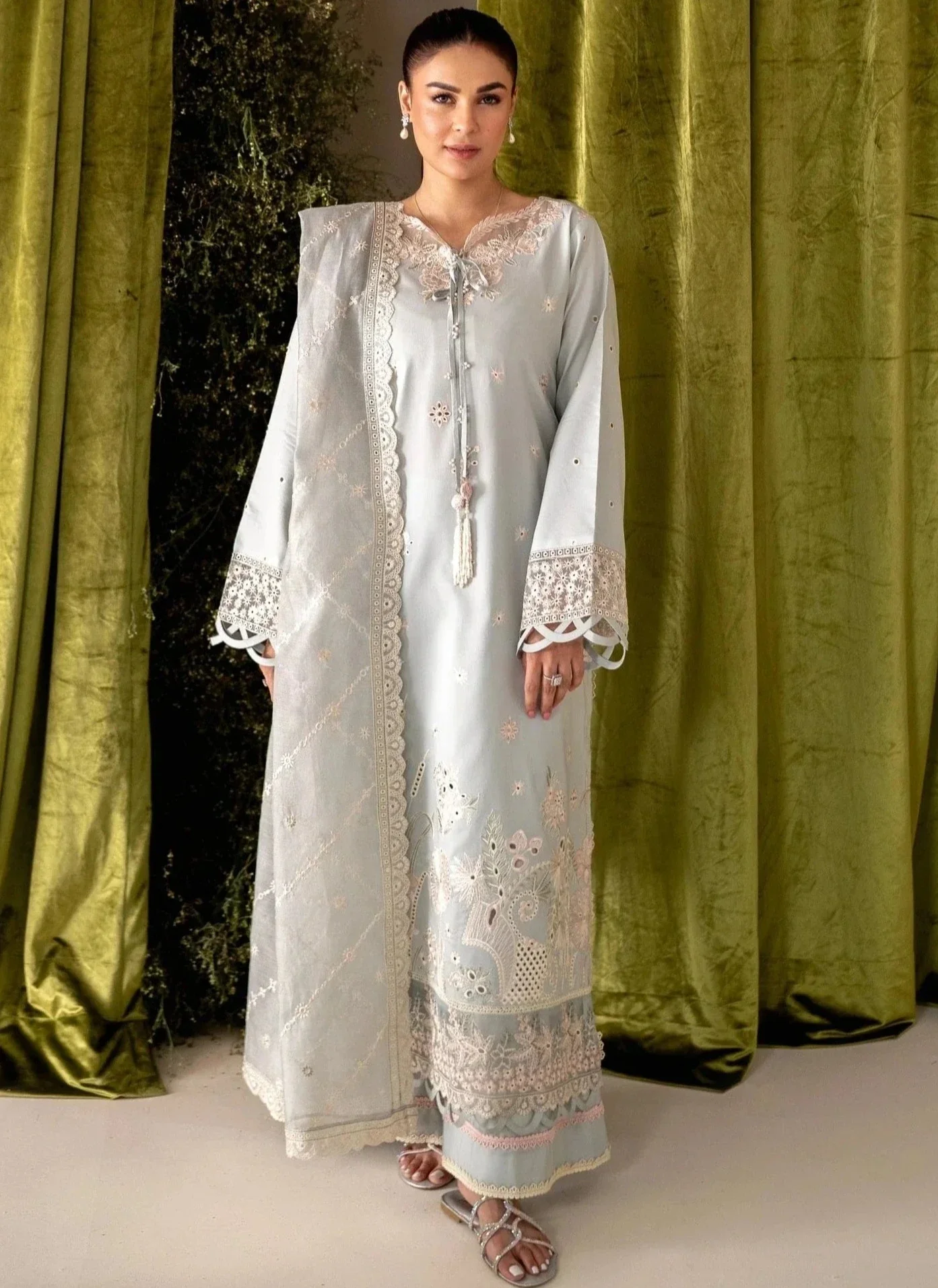 Aabyaan Apana Luxury Eid Festive Lawn – GULBANO (AL-03)