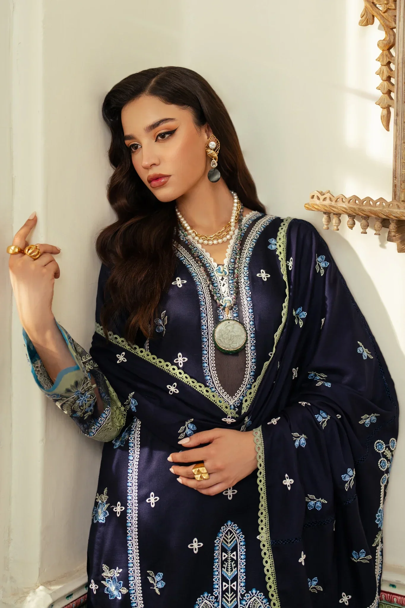 Aabyaan Miraal Signature Embroidered Viscose Fall Collection – SIRAN (AV-03) - Image 5