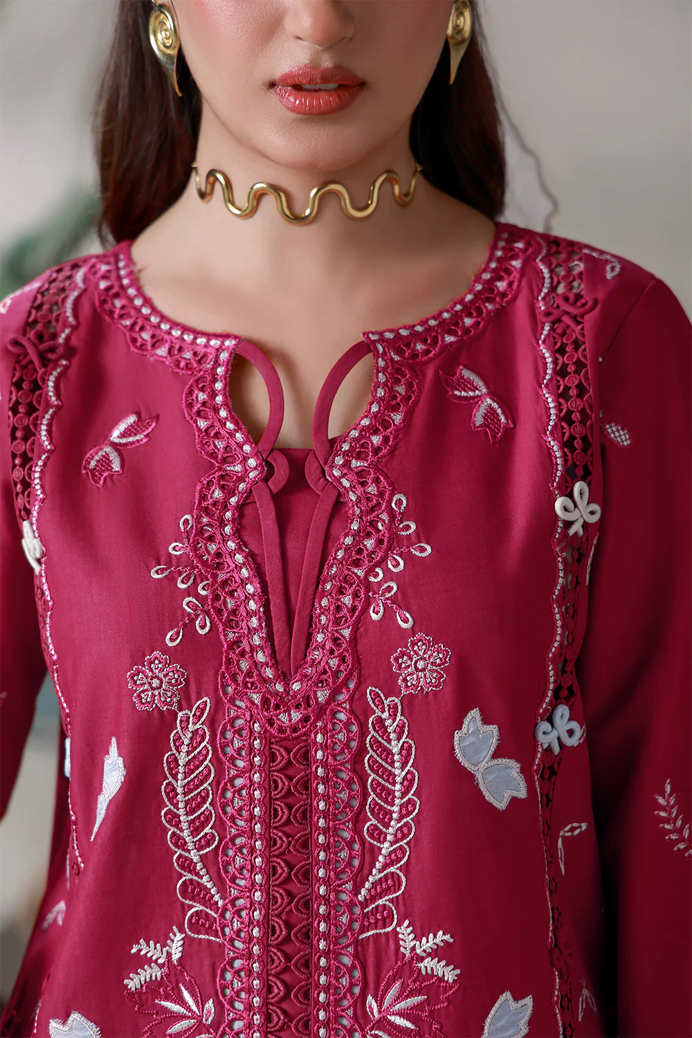 Aabyaan Saagar Festive Luxury Lawn – NOOR (AL-04) - Image 2