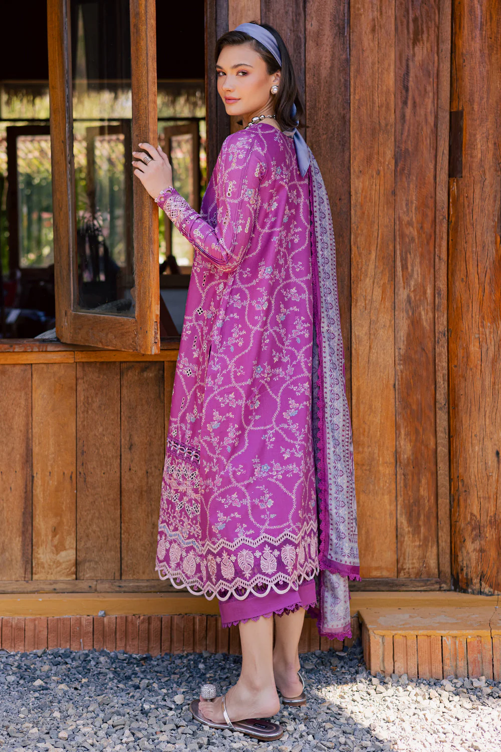 Aabyaan Shezlin Chikankari Eid Edit Lawn – ZARQAA (AV-11) - Image 2