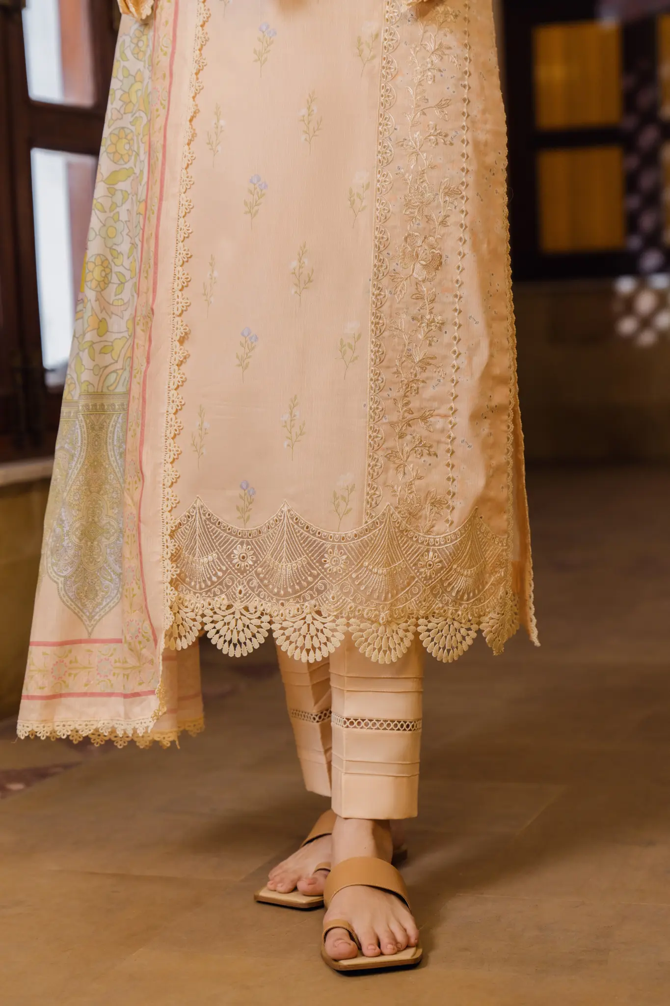 Aabyaan Shezlin Chikankari Lawn by Qalamkar – INESSA (AS-04) - Image 5