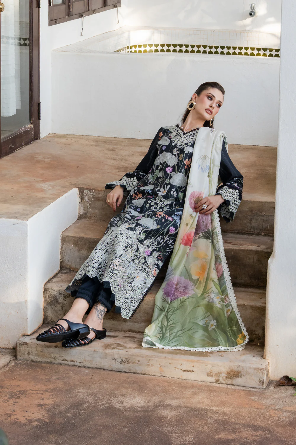Aabyaan Shezlin Chikankari Lawn Edit – LAREEN (AZ-02) - Image 3