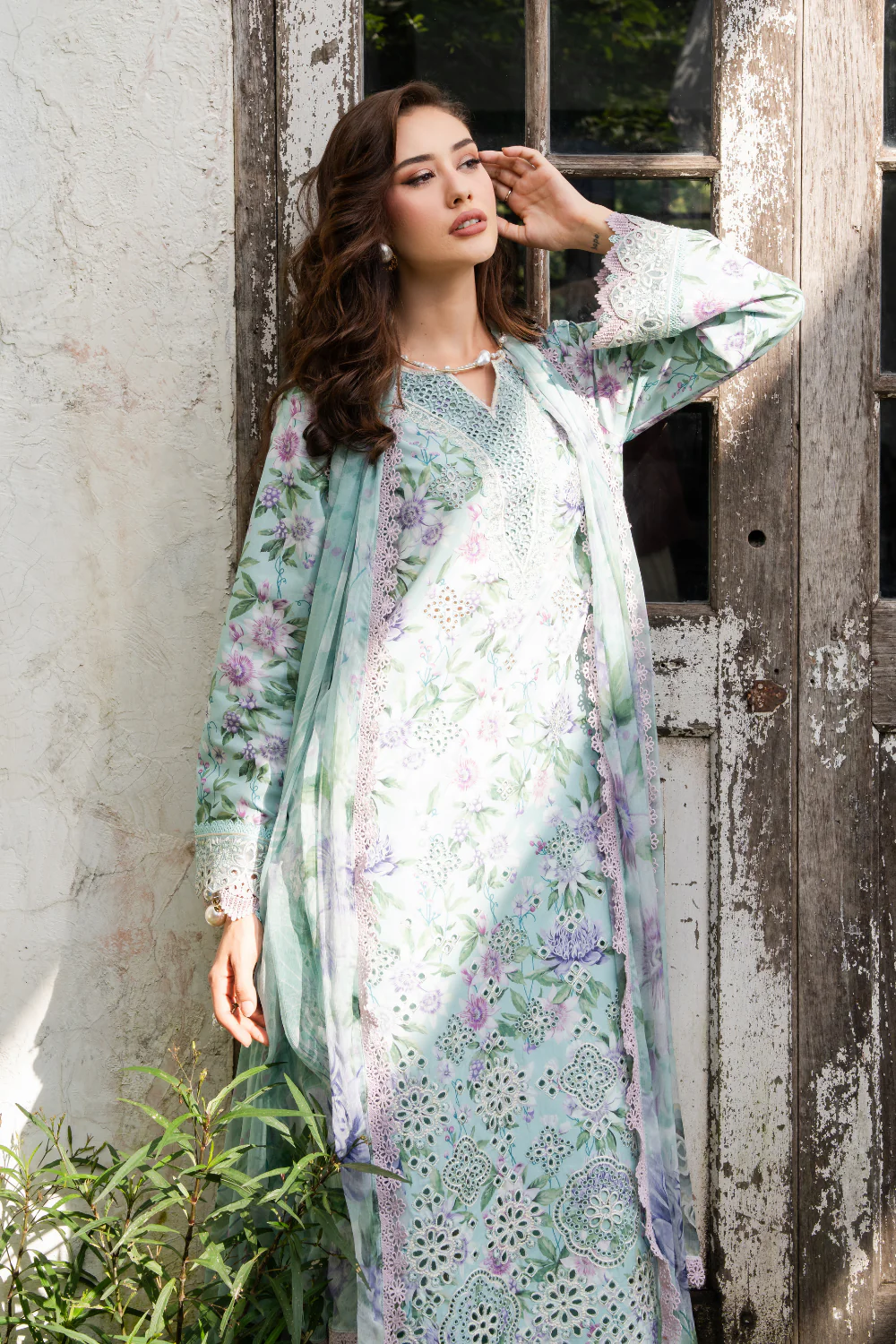 Aabyaan Shezlin Chikankari Lawn Edit – VIRELLE (AZ-13) - Image 4