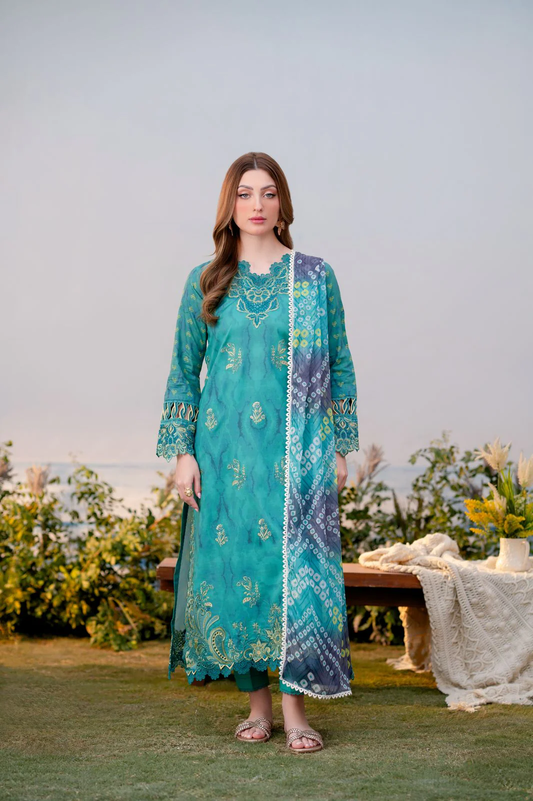 Aabyaan Shezlin Chikankari Ramadan Edit Lawn – ESLEM (AR-11) - Image 2