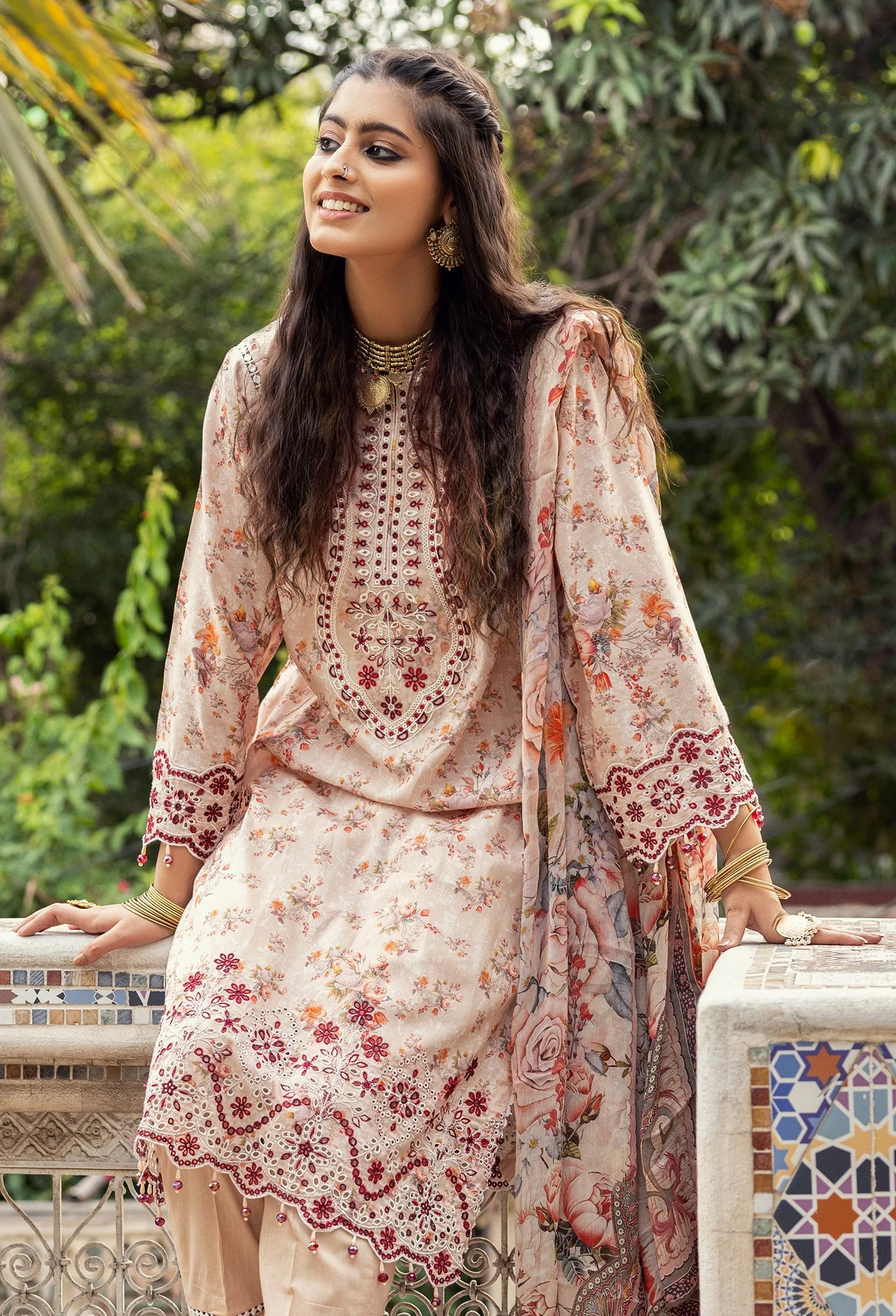Adan’s Libas Lamhay Pyar Kay Lawn Collection – 5576 - Image 3