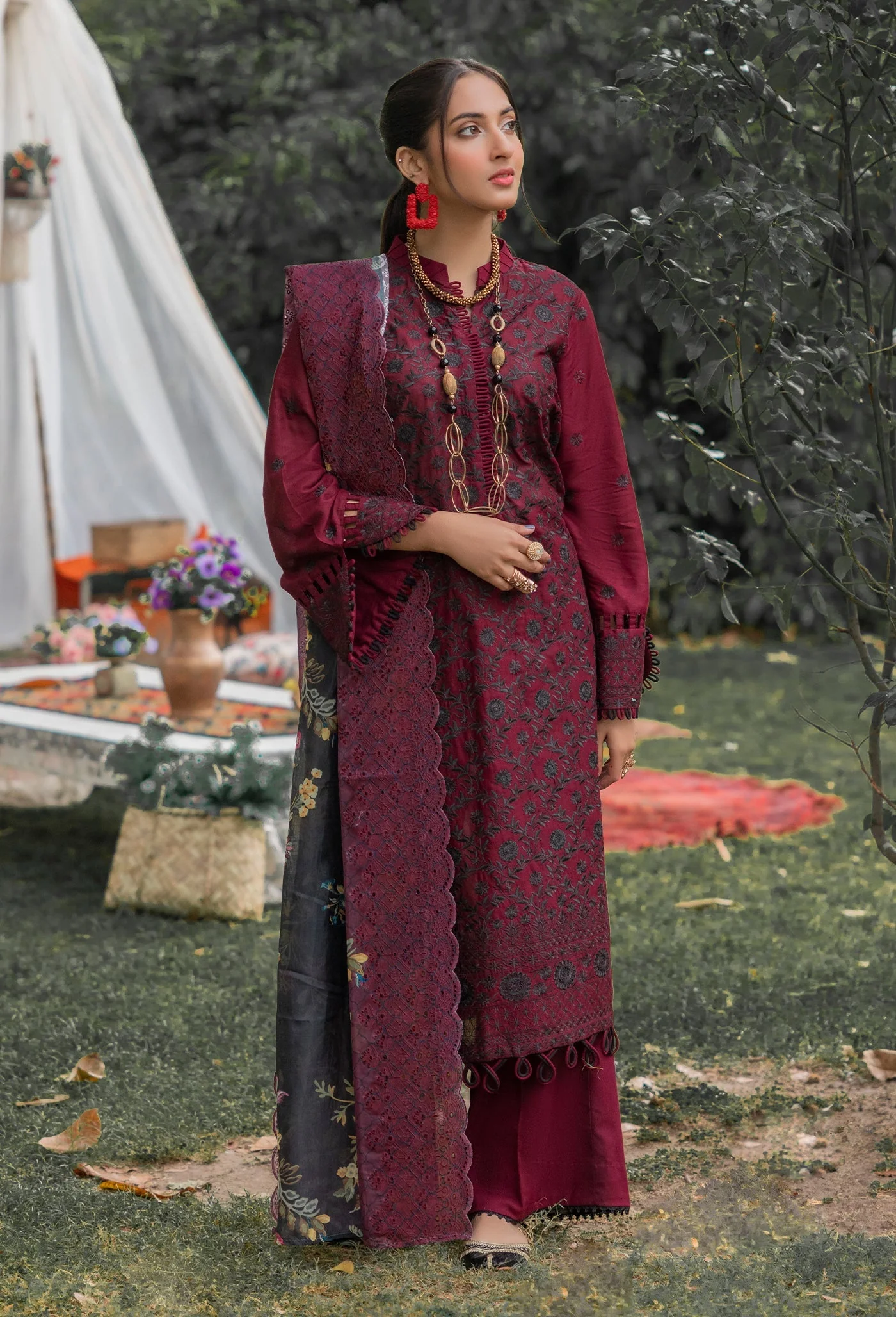 Adan's Libas Chikankari Lawn Collection Chapter 2 – Ch-02 5160 - Image 2