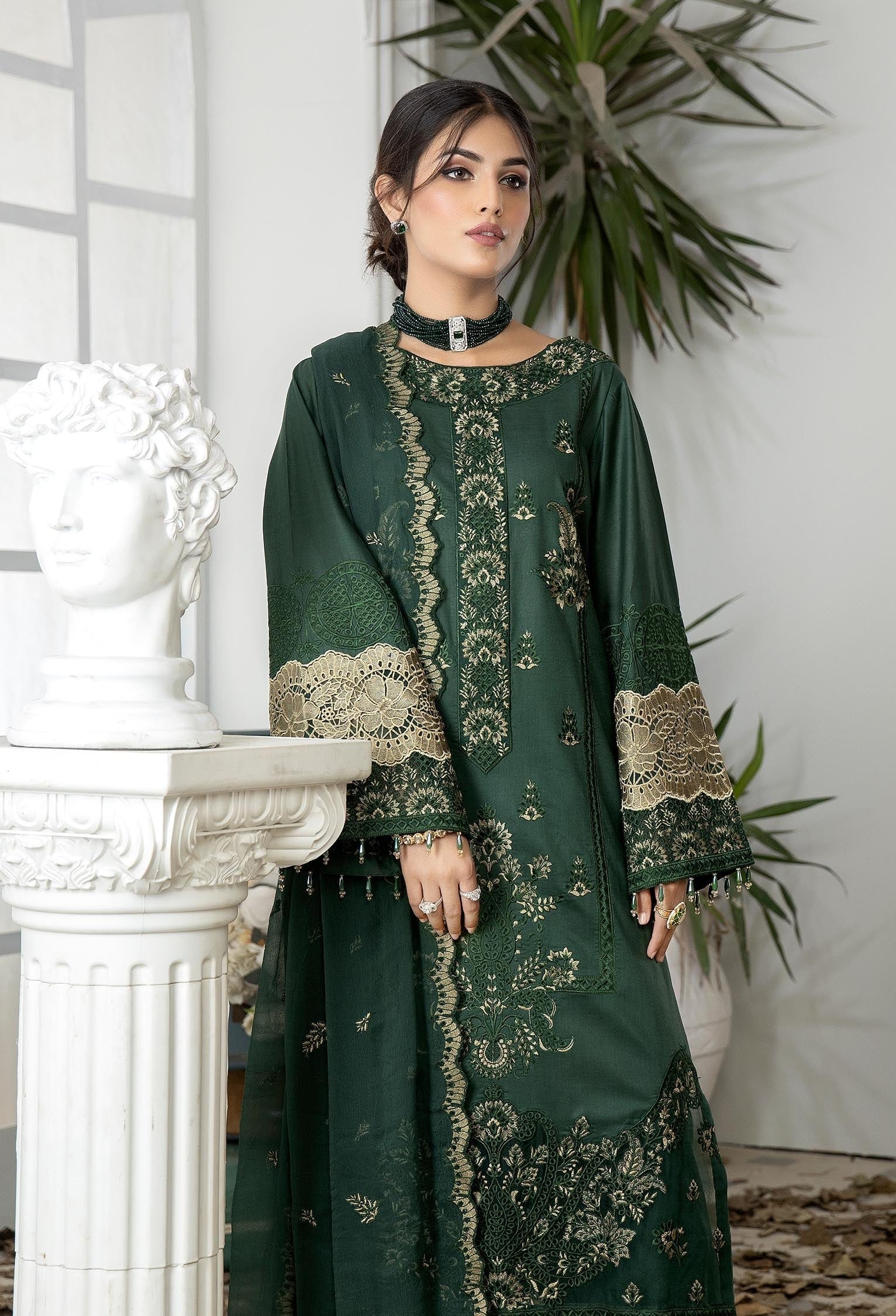 Adan's Libas Marwa Lawn Collection – AD 04 - Image 3