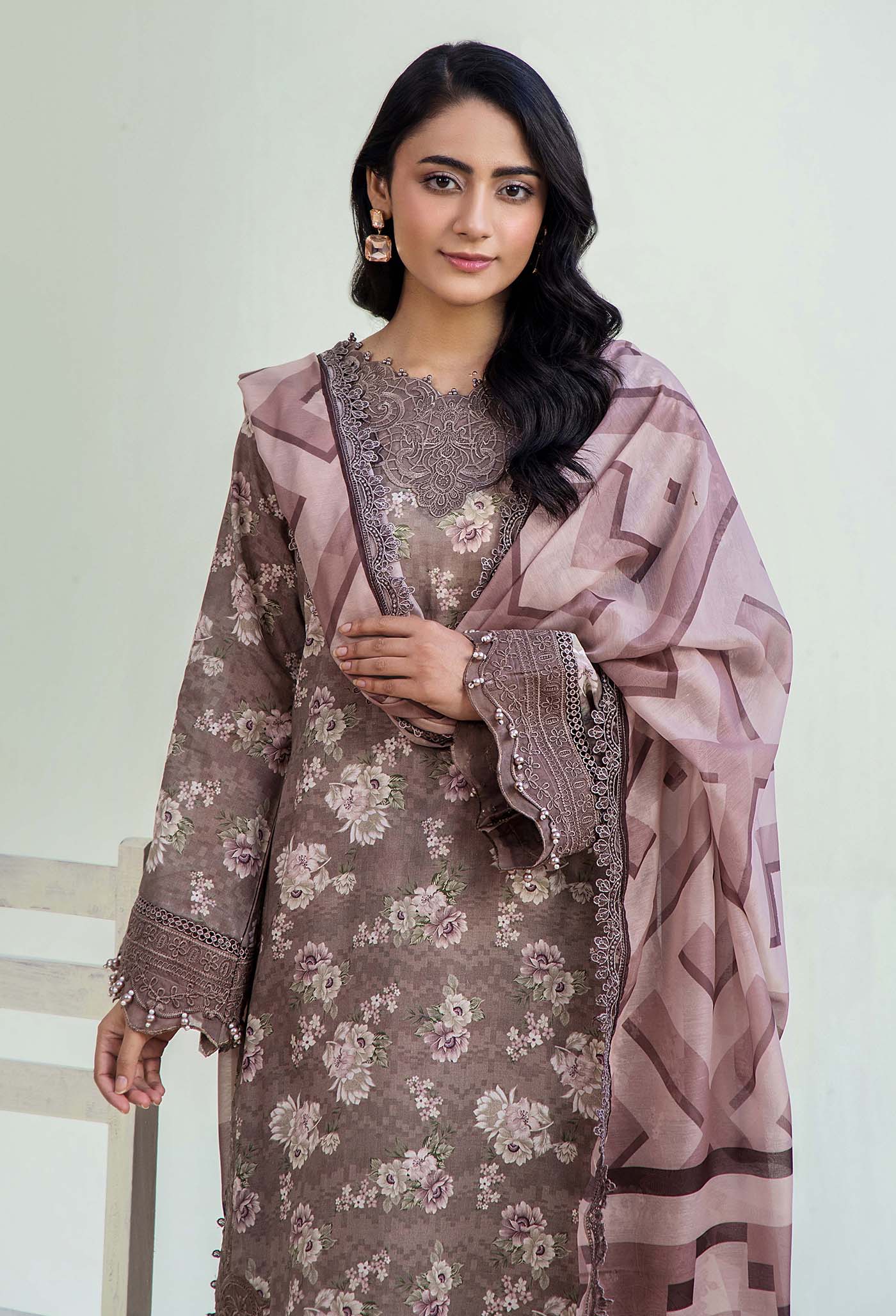 Adan's Libas Prints Lawn – 2713