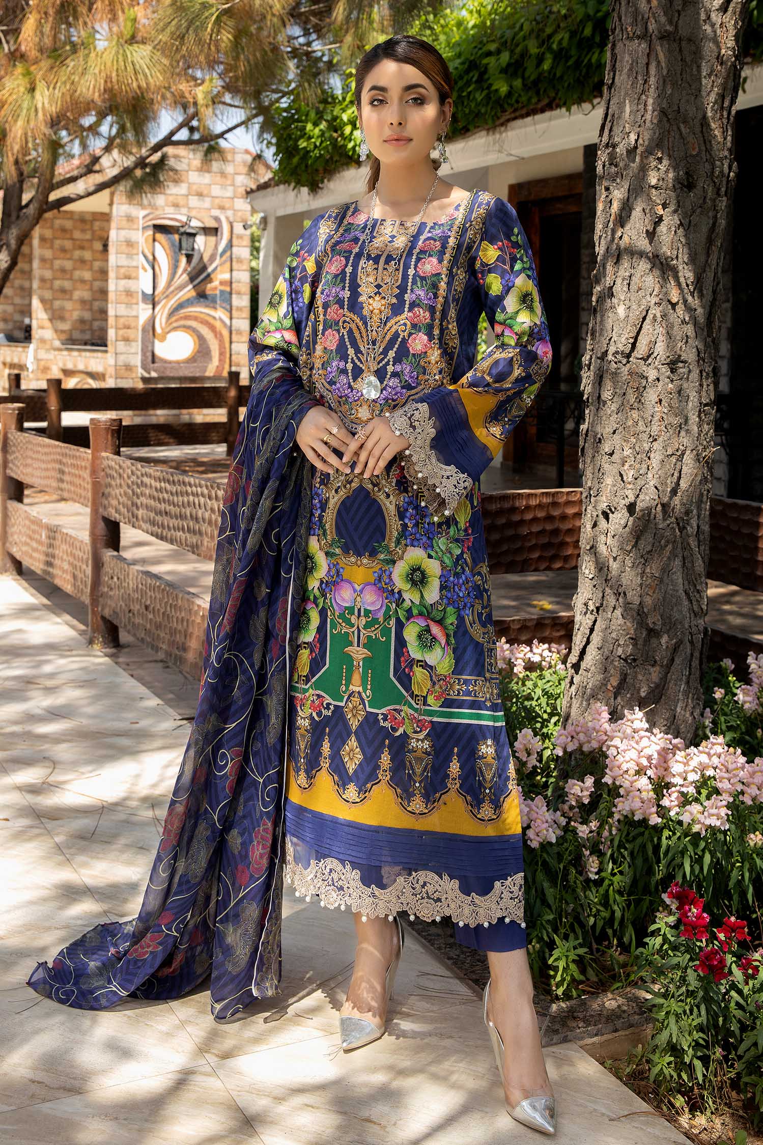 Adan's Libas Summer's Dream Lawn Collection 2022 – Vogue Miracles - Image 4