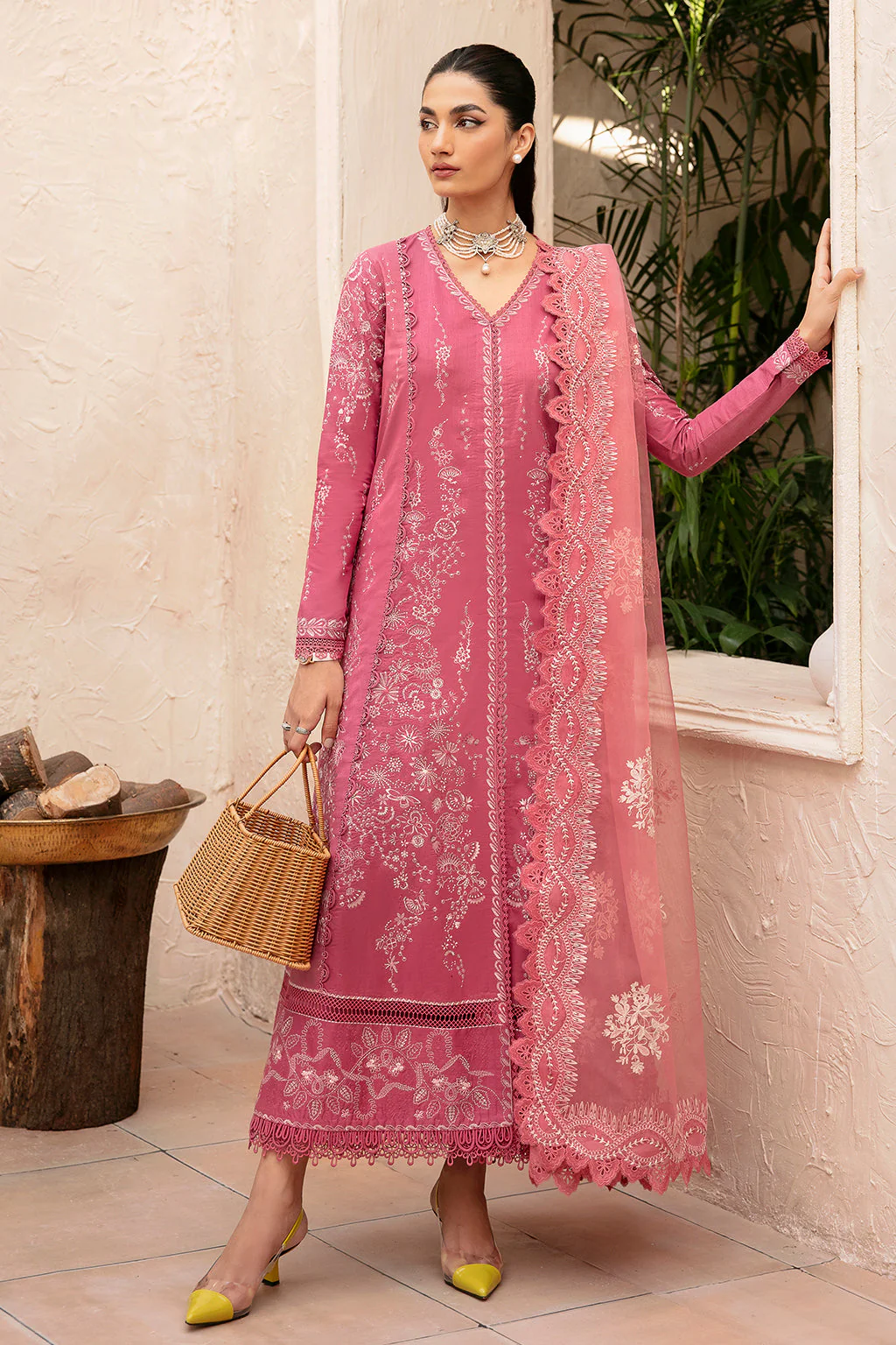 Afrozeh Cascade Luxury Lawn Collection – Aurelia