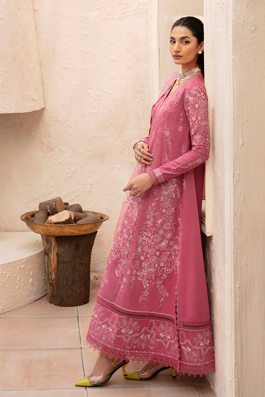 Afrozeh Cascade Luxury Lawn Collection – Aurelia - Image 4