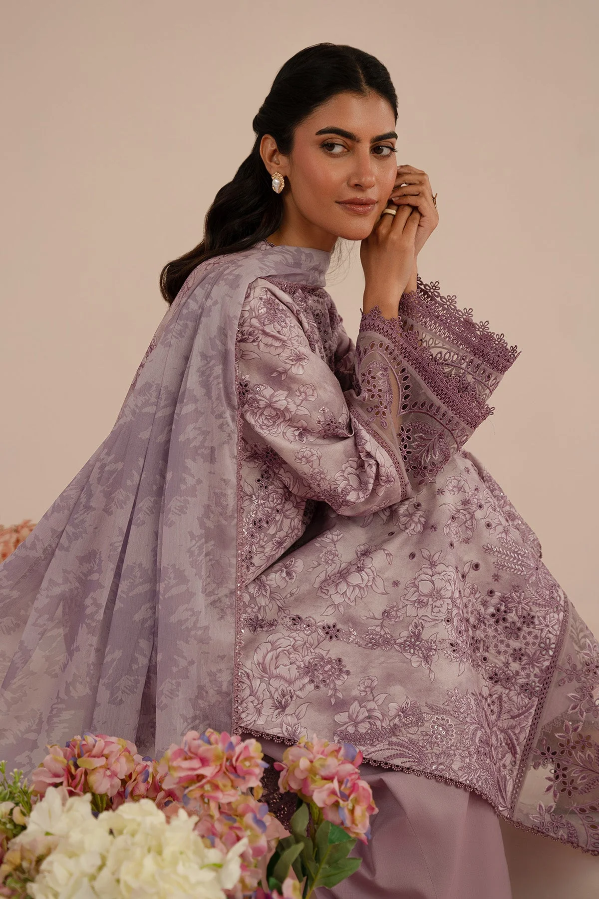 Afrozeh Floral Charm Spring/Summer Lawn – Bellerose - Image 2