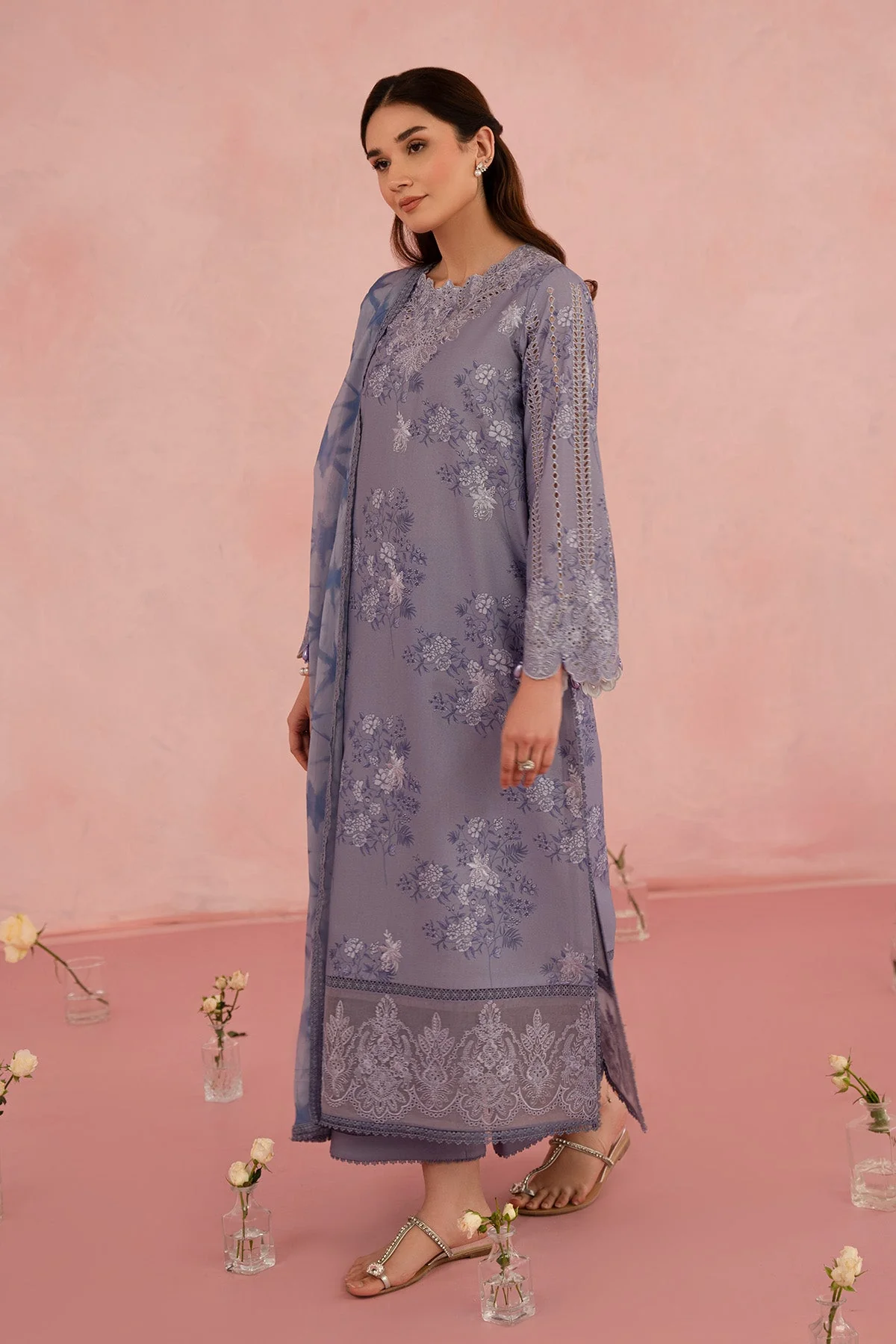 Afrozeh Floral Charm Spring/Summer Lawn – Columbine - Image 3