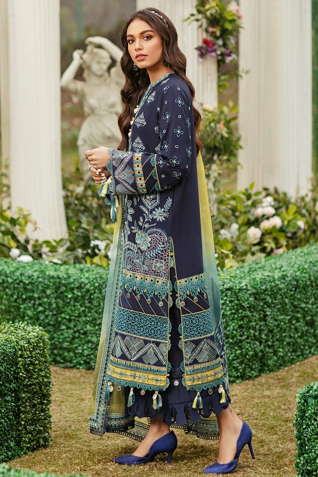Afrozeh Garden of Eve Lawn Collection 2022 – Rhea - Image 2