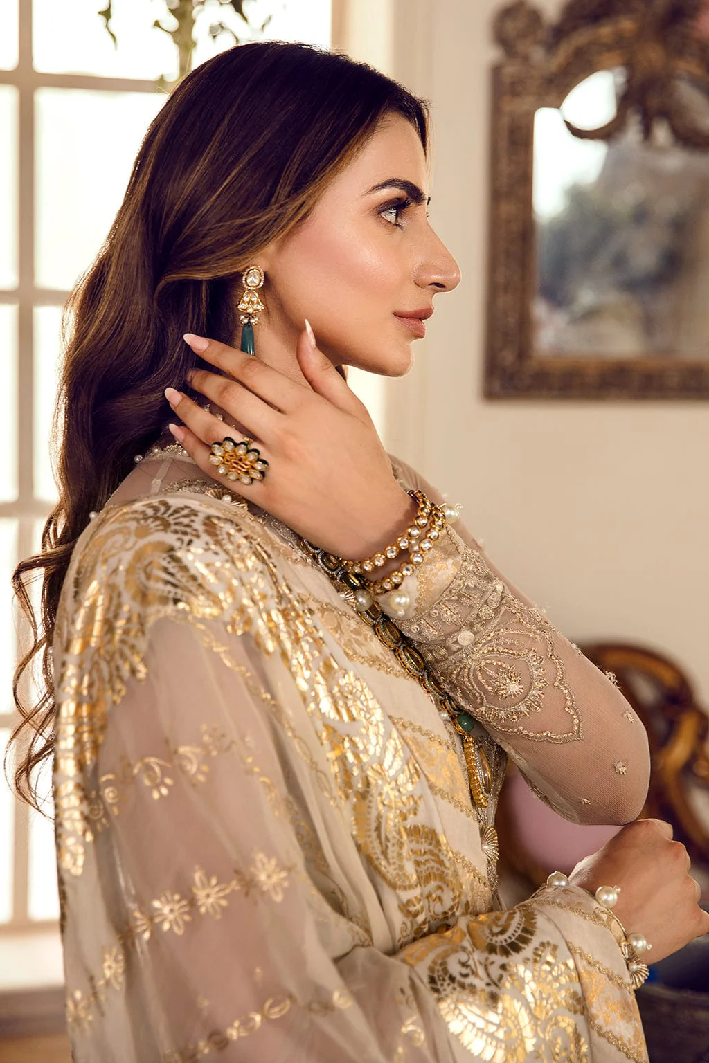 Afrozeh La Fuchsia Wedding Edit 2022 – EVELINE - Image 3