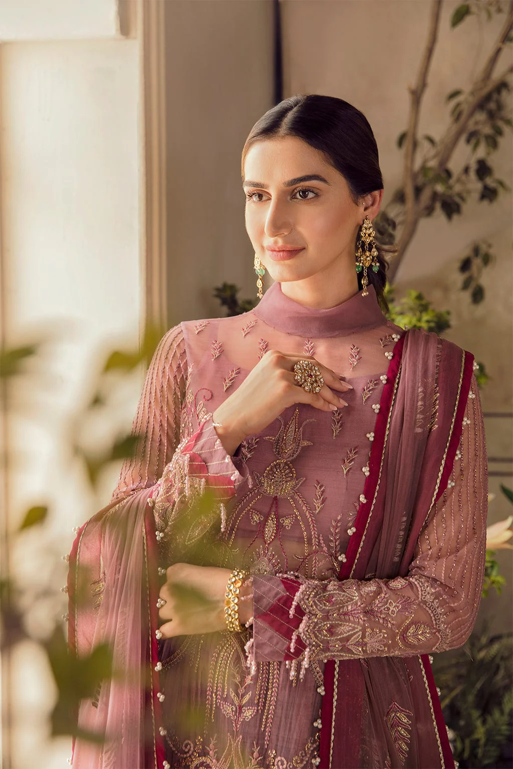 Afrozeh La Fuchsia Wedding Edit 2022 – VALENTINA - Image 6