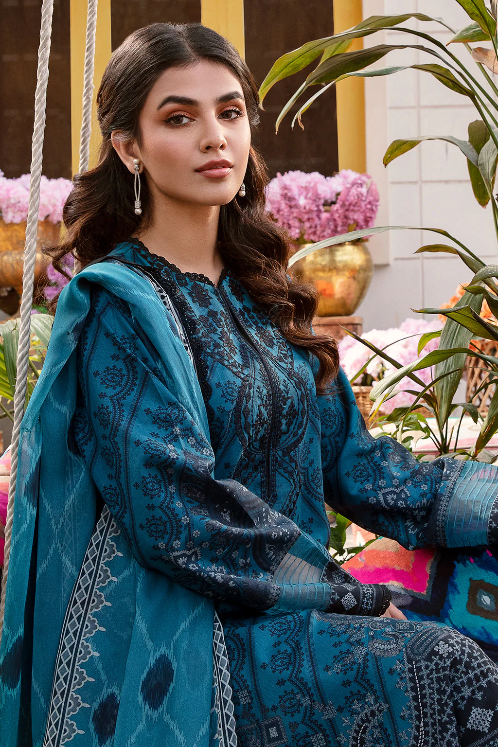 Afrozeh Rangreza Summer Edit Lawn Collection – Elysian - Image 3