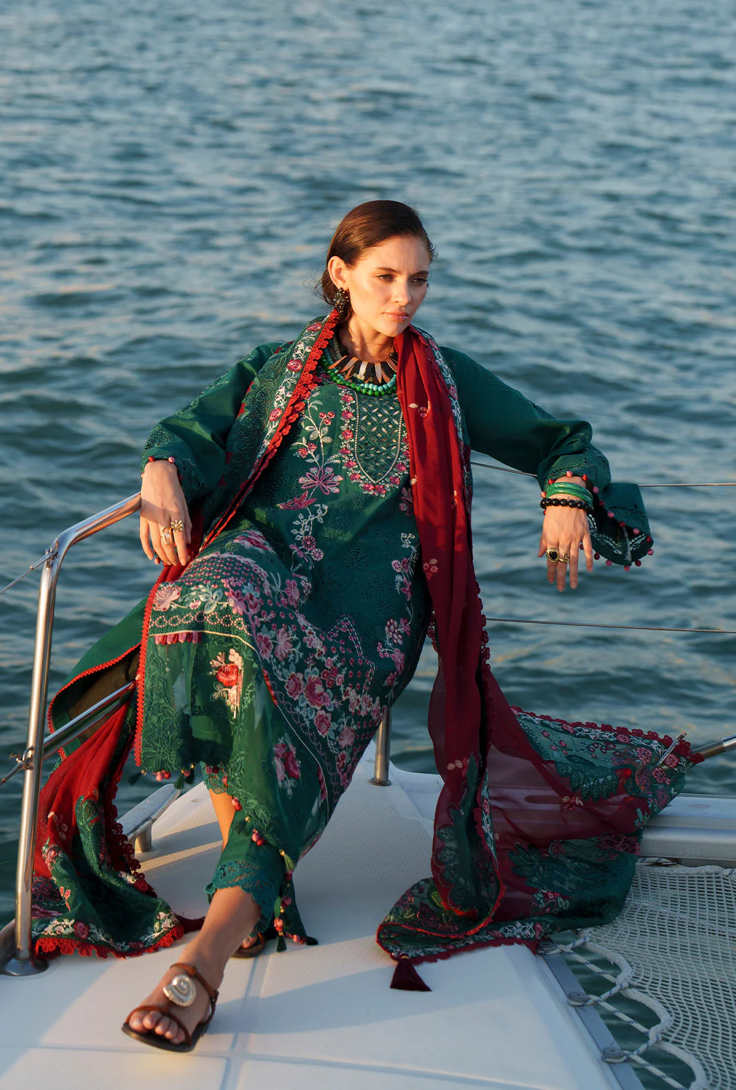 AJR Evara Luxury Lawn – Yara - Image 4