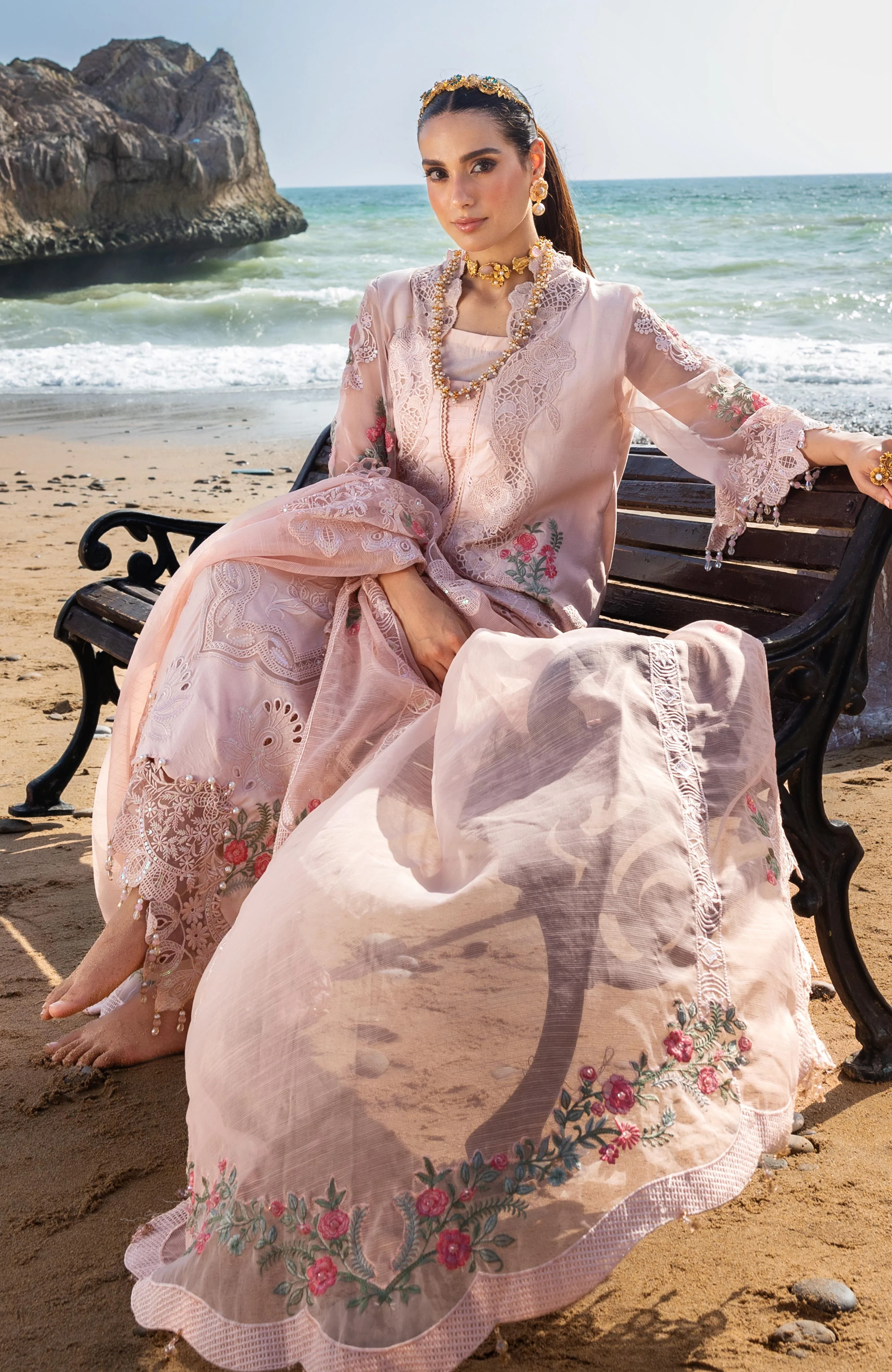 Al Zohaib Mahiymaan Luxury Lawn – MLL-26-02 - Image 4