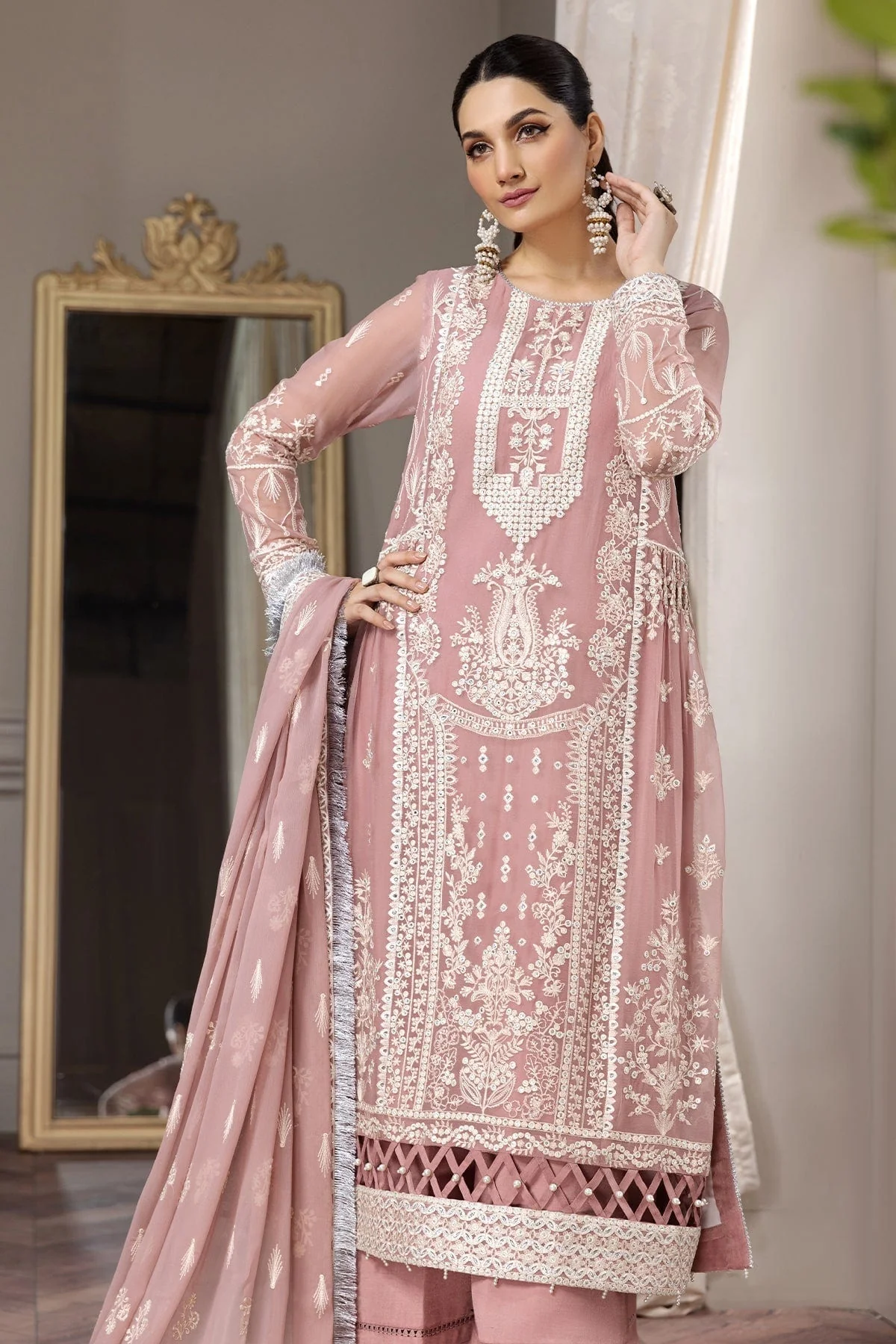 Alizeh Aqs-e-Dast Festive Chiffon Collection 2022 – Almira - Image 7