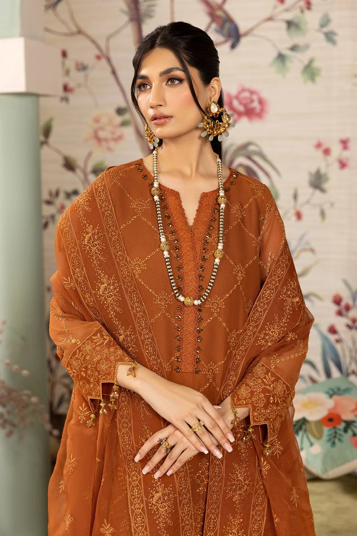 Alizeh Dhaagay Festive Formal Collection – Larisa - V02D05 - Image 4