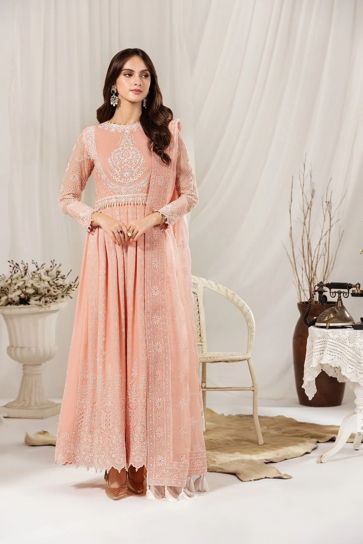 Alizeh Dhaagay Stitched/Pret Luxury Formal Wear – Leela - V03D07 - Image 16