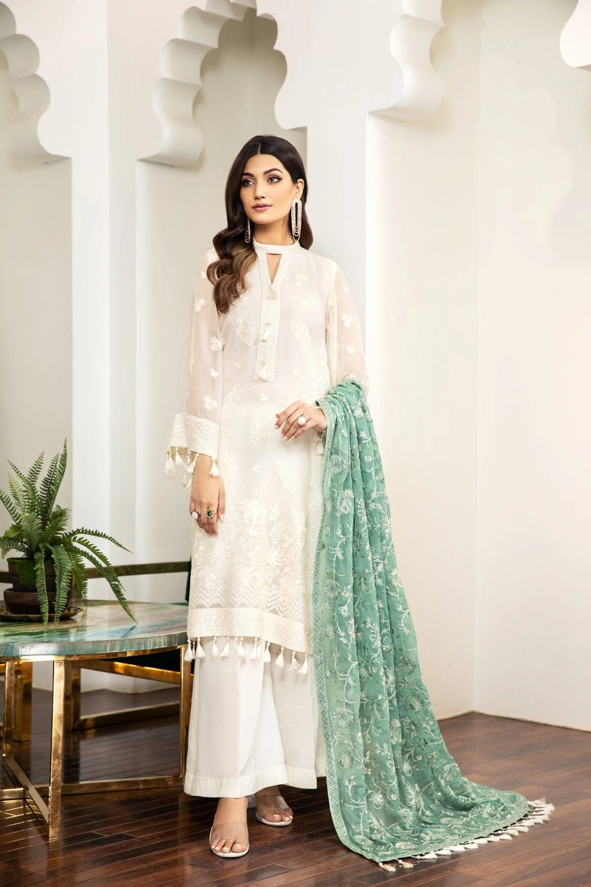 Alizeh Embroidered Chiffon Royale De Luxe Collection – Lilas - Image 8