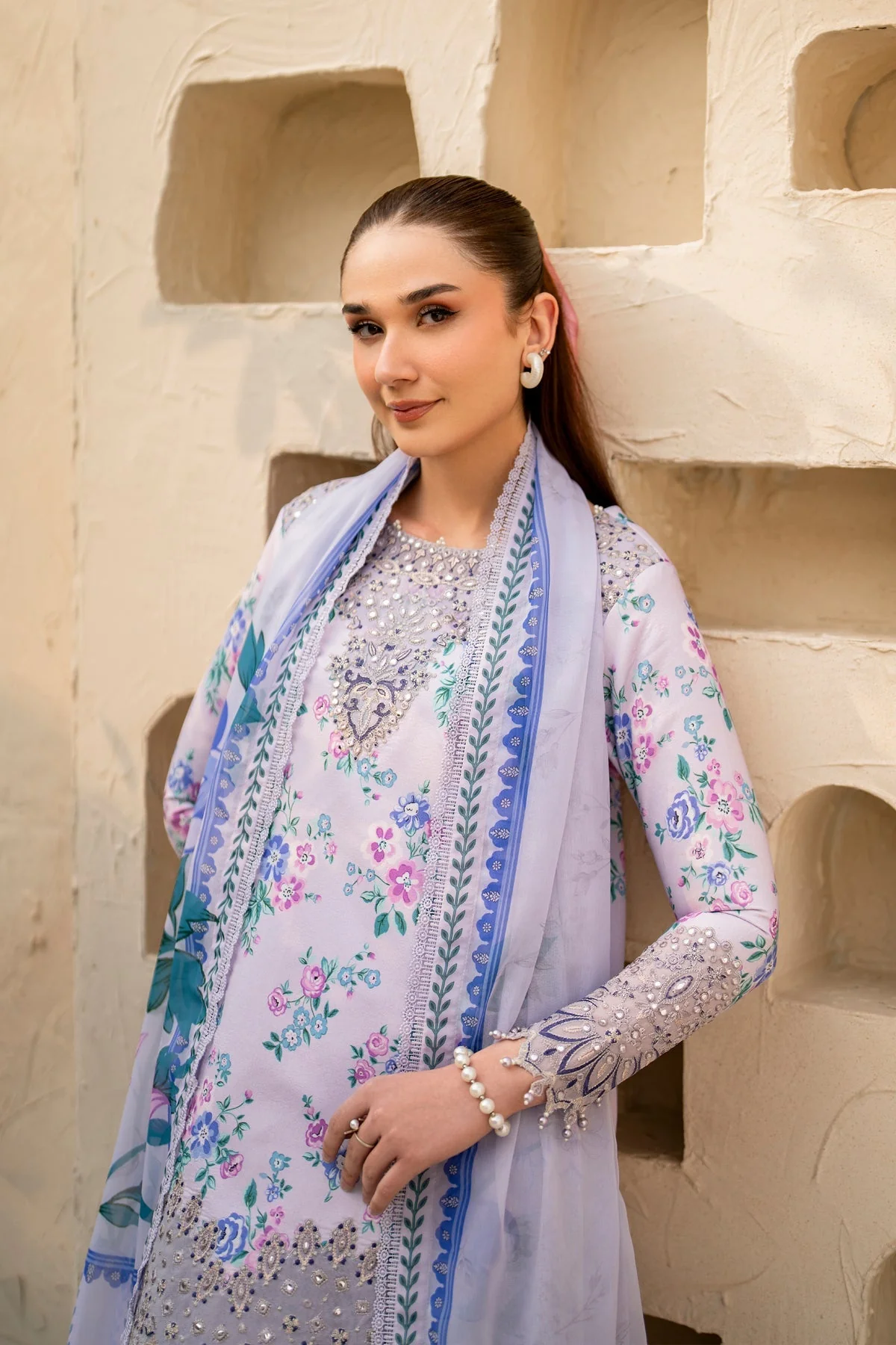 Alizeh Levana Lawn – AF-EPL-7029-Flake - Image 5