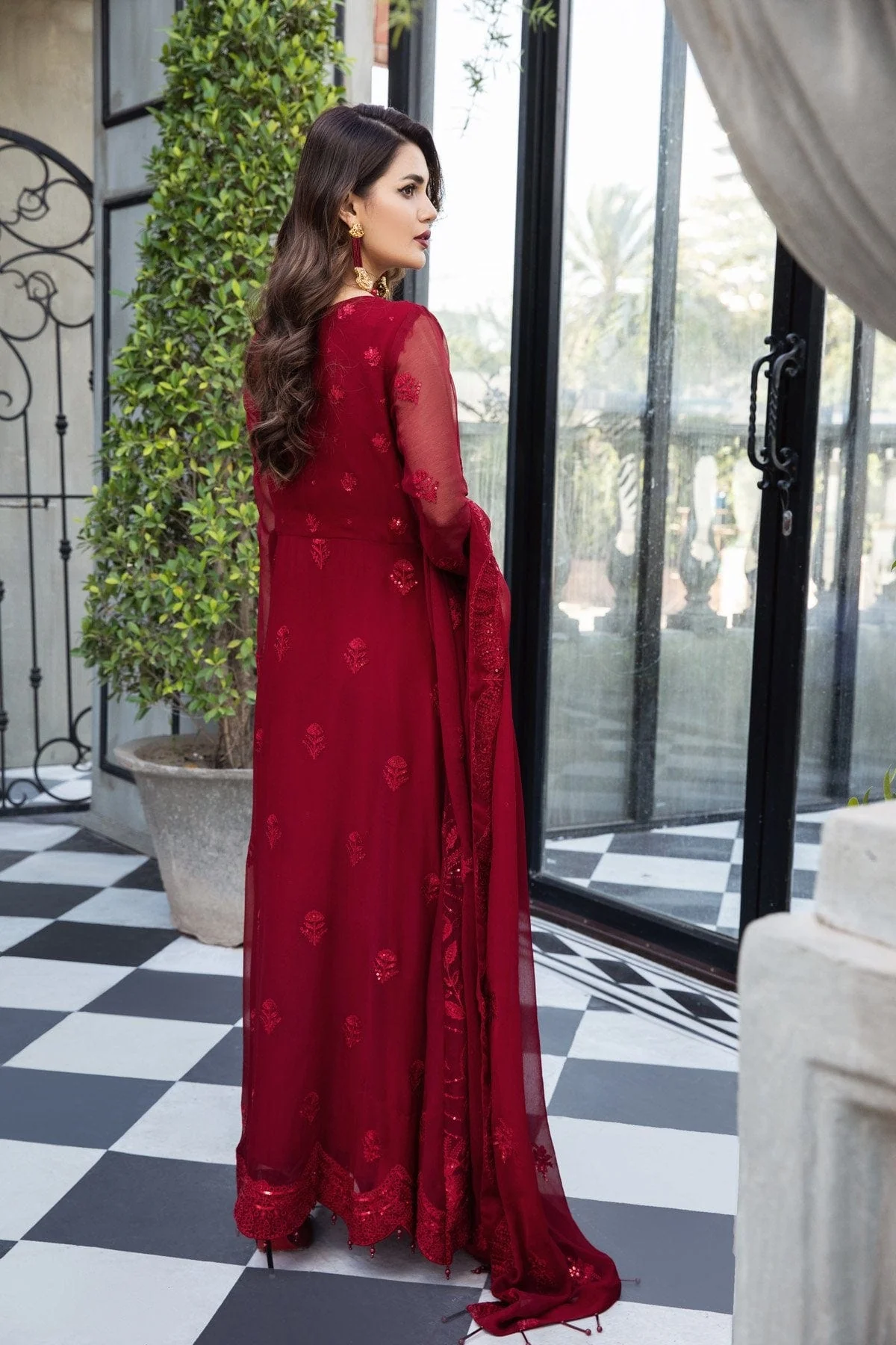 Alizeh Mahyar Embroidered Chiffon Festive Edition – Ruhé - Image 8