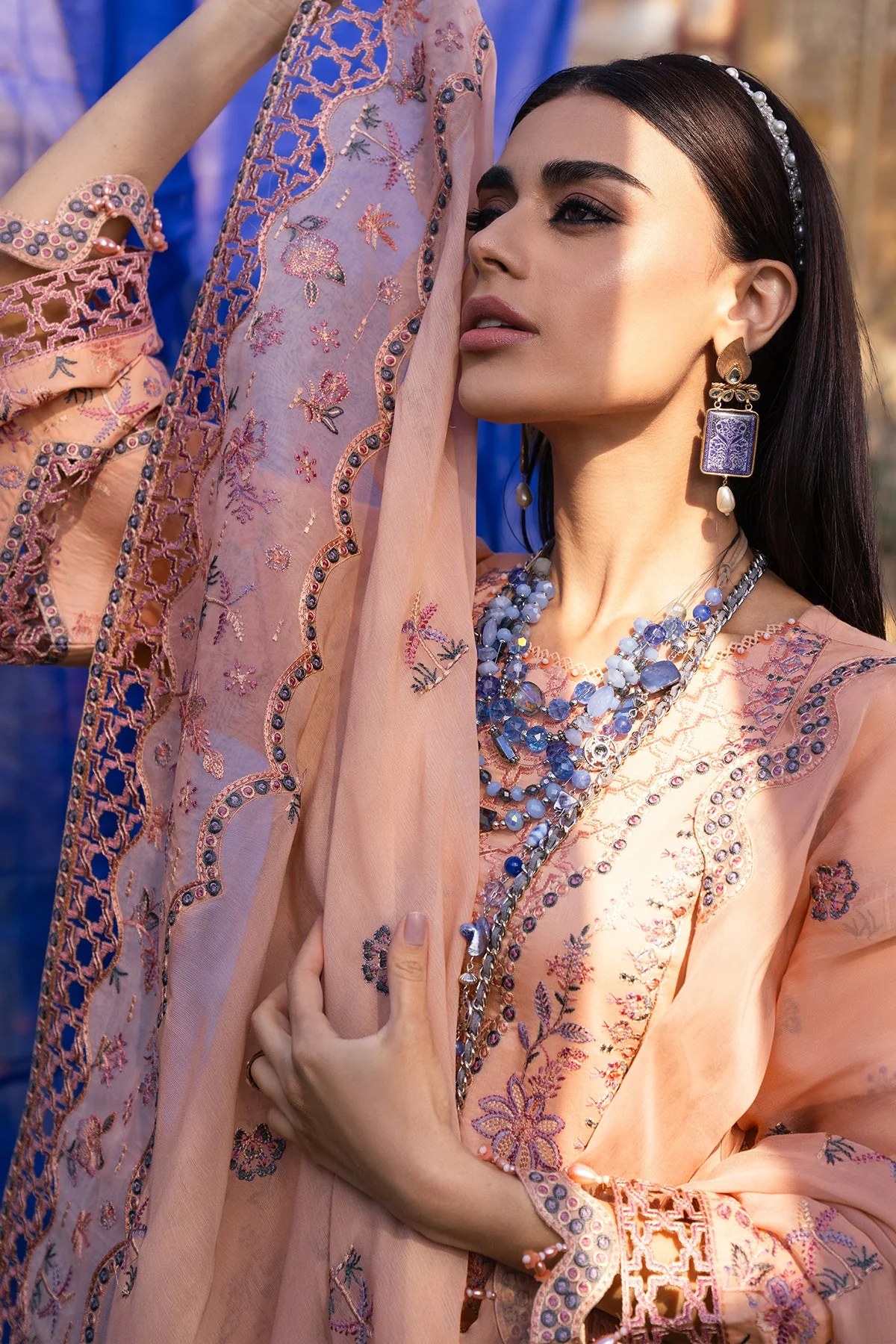 Alizeh Rawayat Luxury Lawn Collection 2024 – Nazmin - Image 4