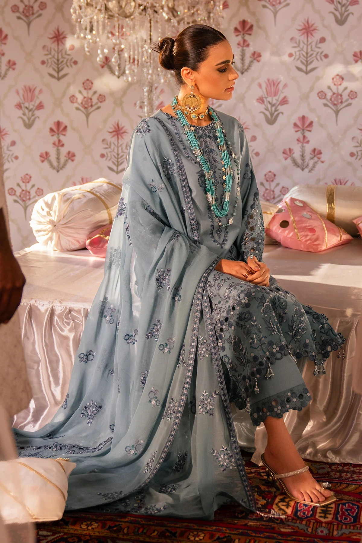 Alizeh Rawayat Luxury Lawn Collection 2024 – Sahiba - Image 4