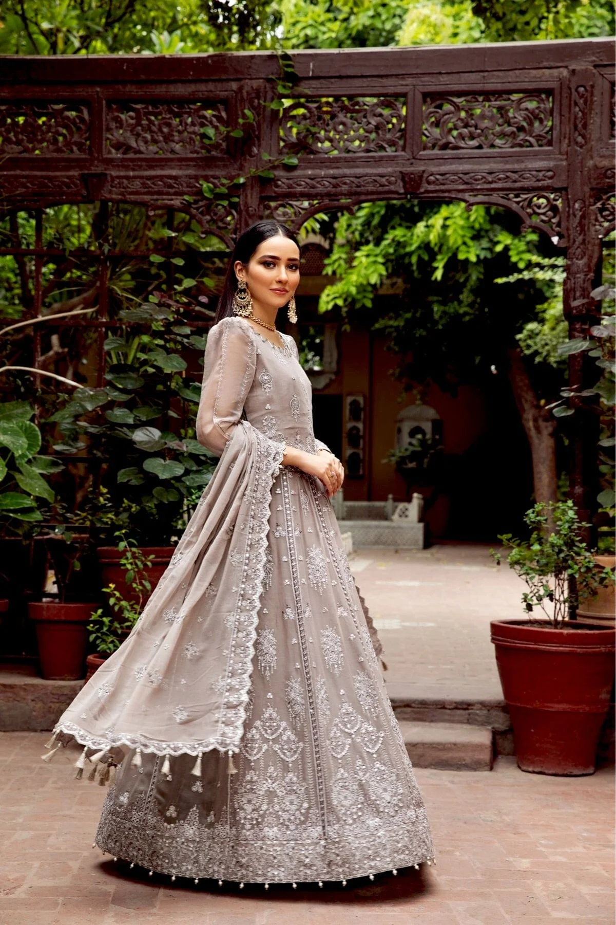 Alizeh Shahtaj Festive Embroidered Chiffon Collection '21 – Zercon - Image 9