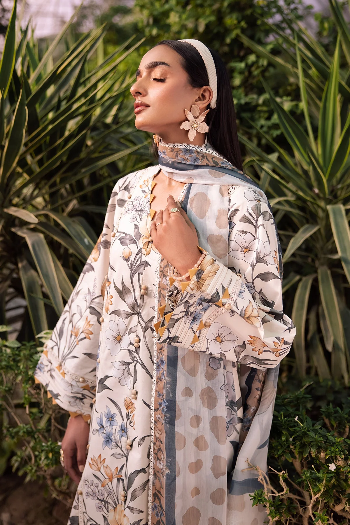 Alizeh Sheen Lawn Prints – AF-PL-6016-Gardenia - Image 6
