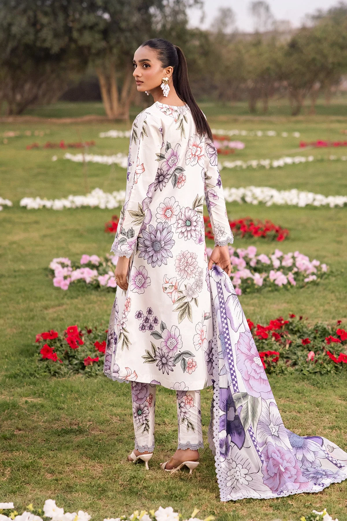 Alizeh Sheen Lawn Prints – AF-PL-6024-Tuberose - Image 2