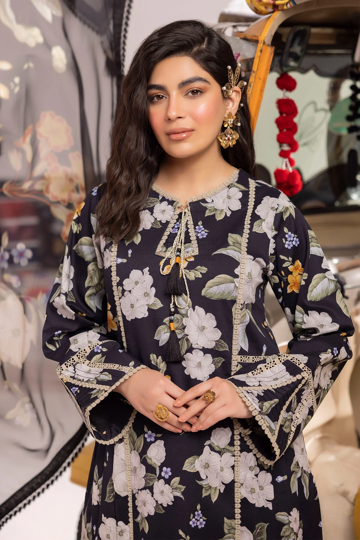 Alizeh Sheen Spring Prints Lawn – FLORA- 3PC SUIT - Image 6