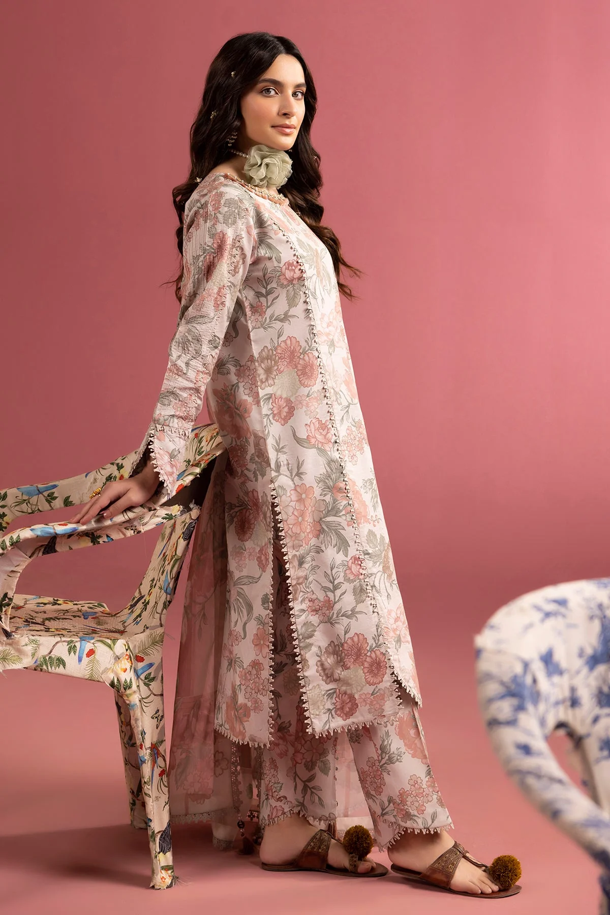 Alizeh Sheen Spring Prints Lawn – SUNSET BLUSH- 3PC SUIT - Image 8