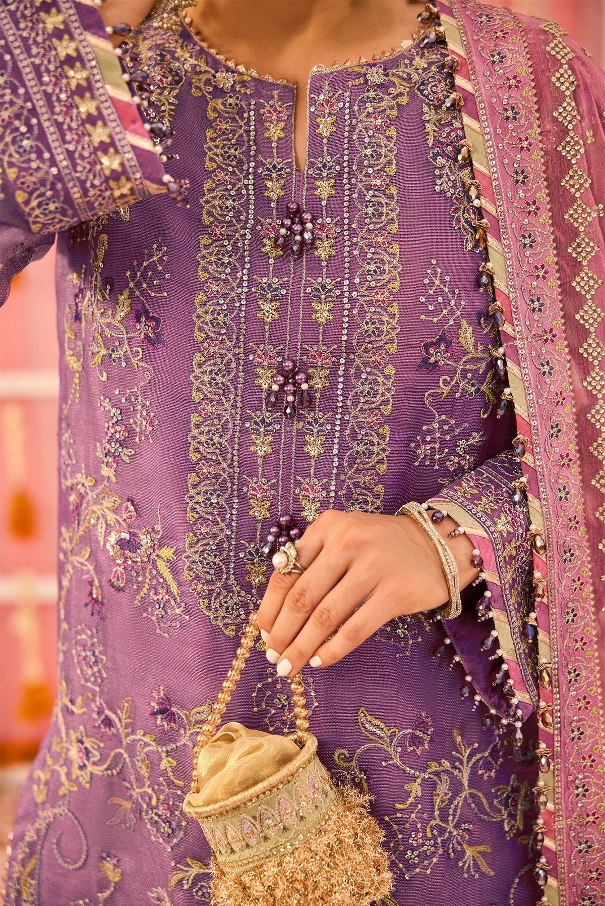 Alizeh Shehnai The Festive Edit Formals – AF-ZN-2220-Zari - Image 8