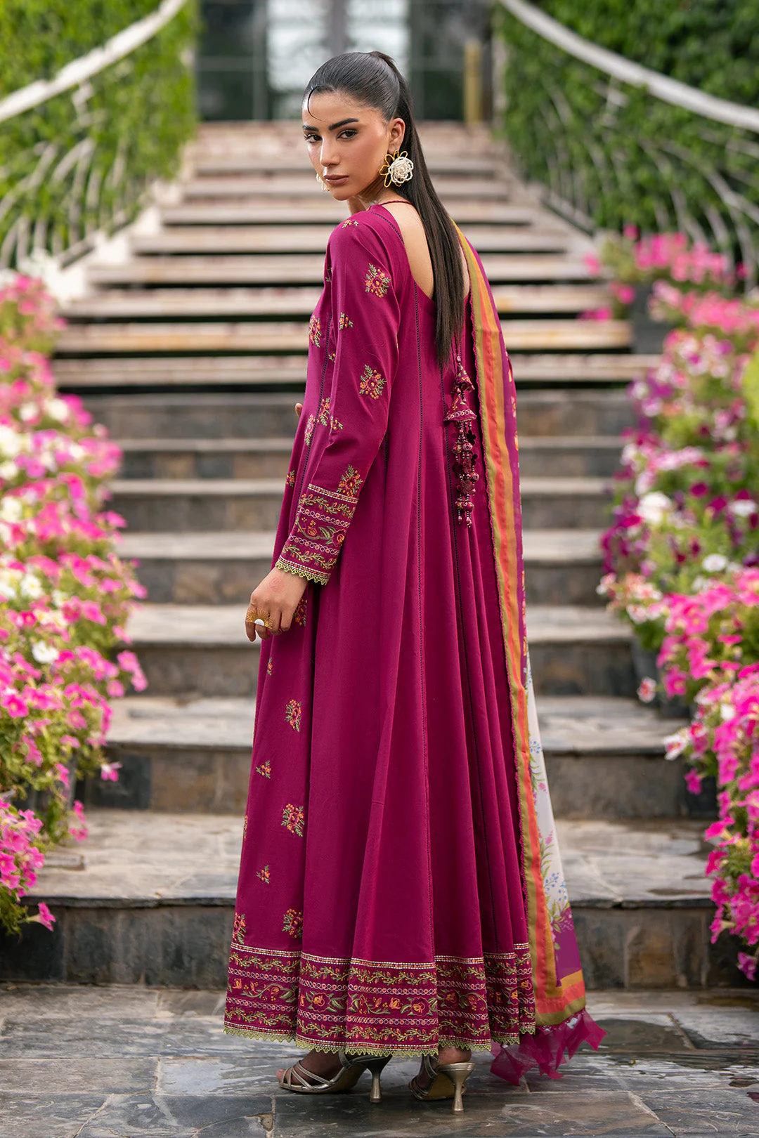 Alizeh Summer Lawn – 7070-Riya - Image 3
