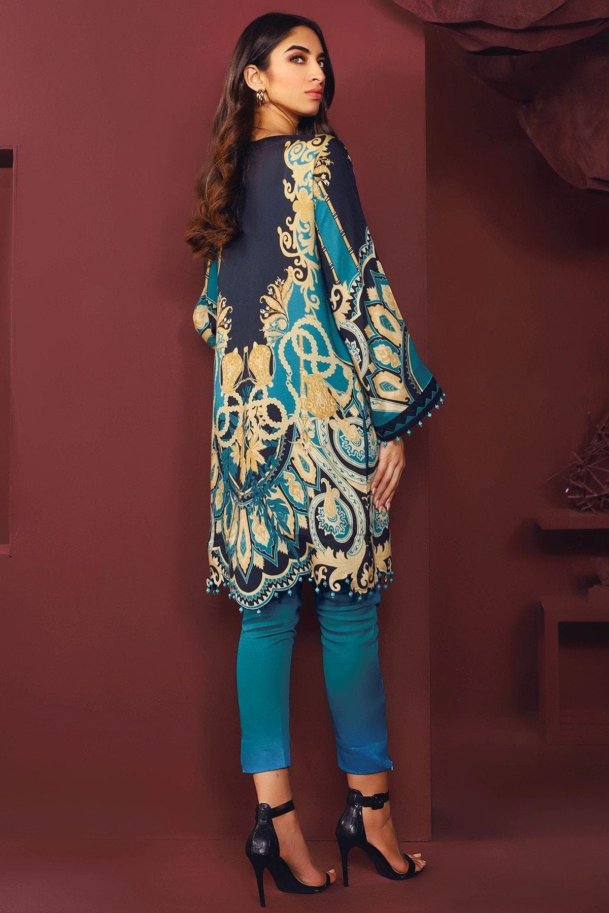 AlKaram Winter Collection โ One Piece Printed Twill Viscose Shirt โ FW-40-20-Blue - Image 3