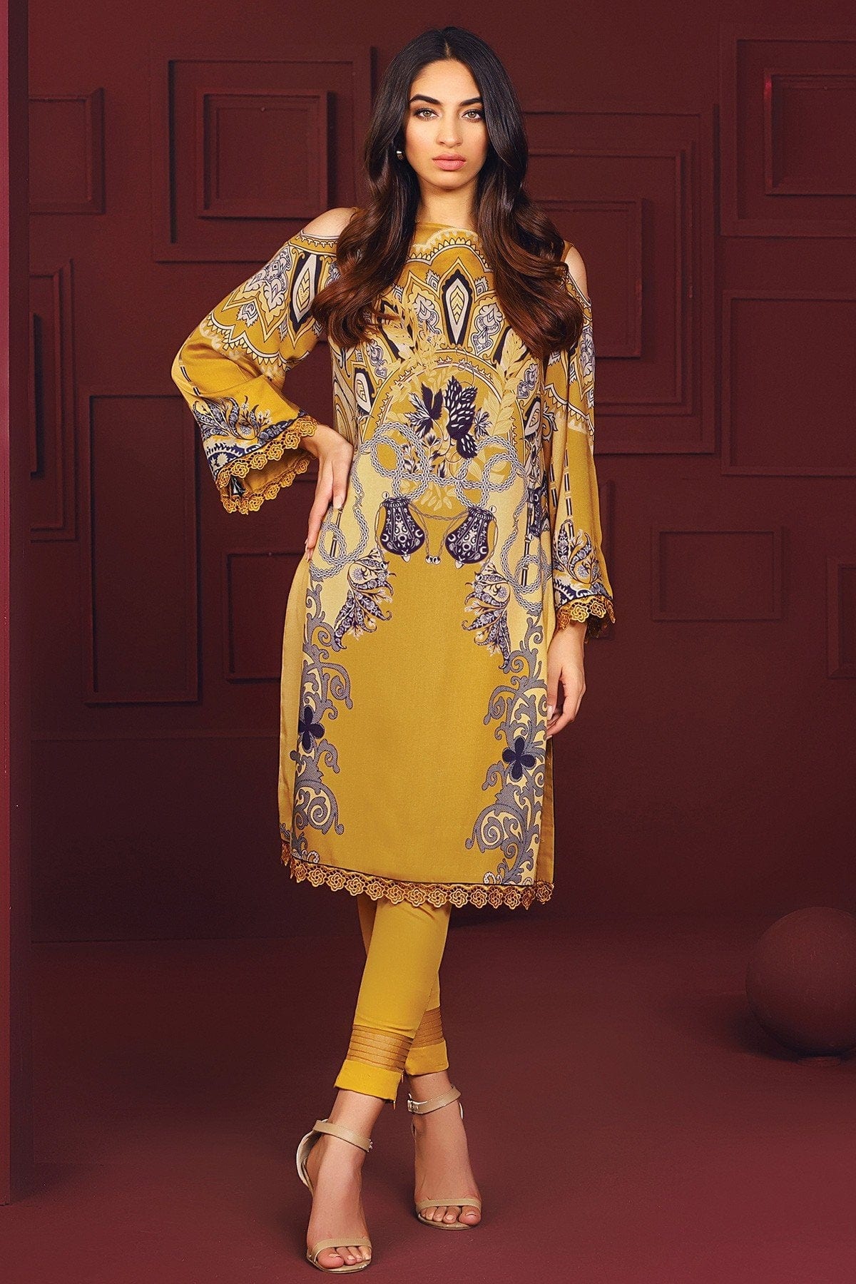 AlKaram Winter Collection โ One Piece Printed Twill Viscose Shirt โ FW-40-20-Mustard