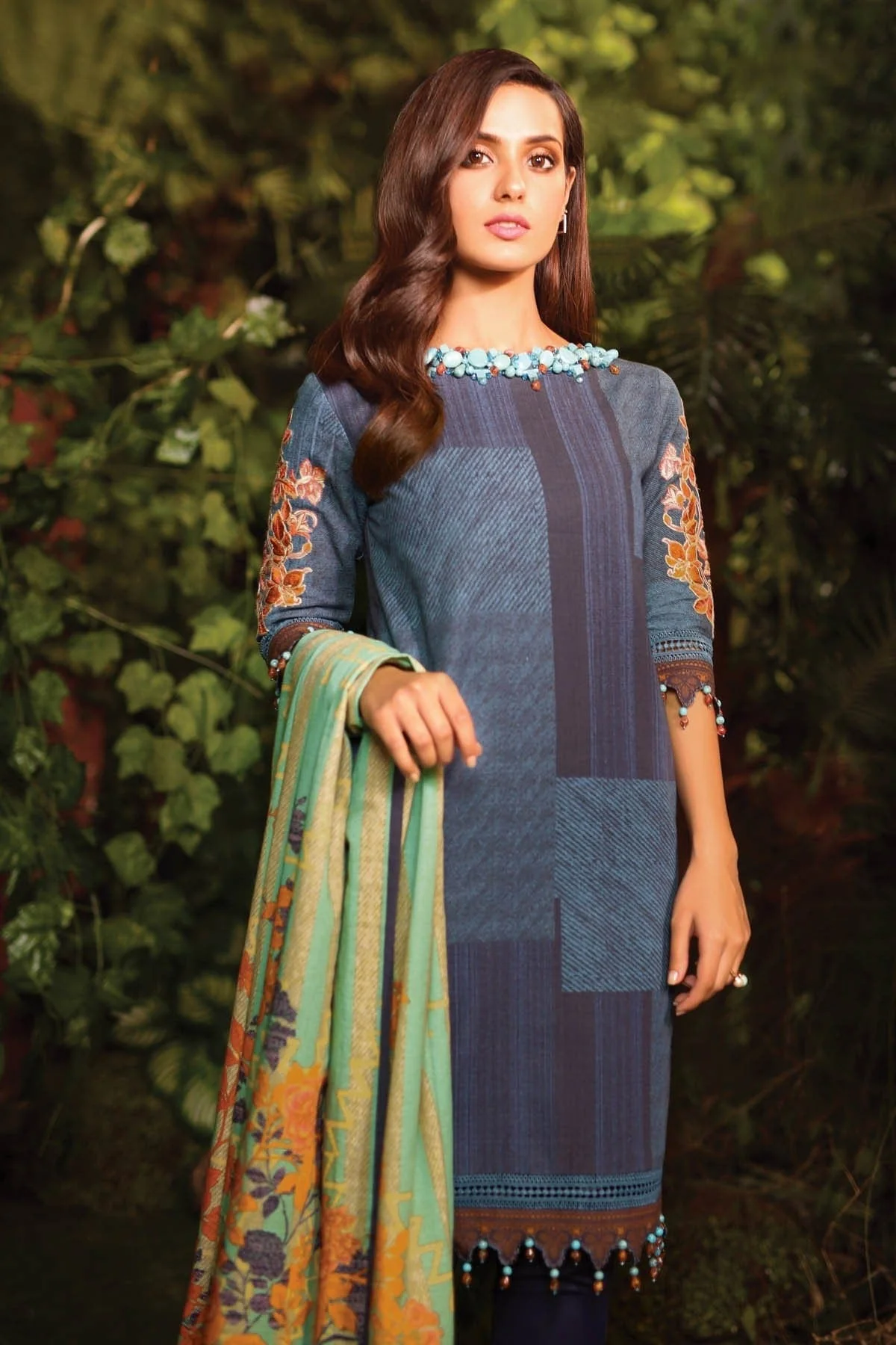 AlKaram Winter Collection โ Three Piece Embroidered Khaddar Suit With Printed Khaddar Dupatta โ FW-41-20-Blue