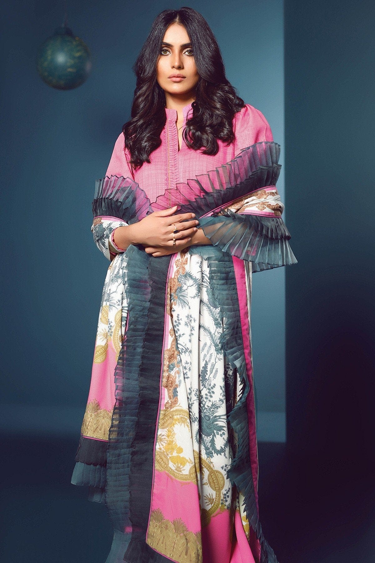 AlKaram Winter Collection โ Three Piece Printed Cotail Suit With Printed Cotail Viscose Dupatta โ FW-10-20-Pink - Image 5