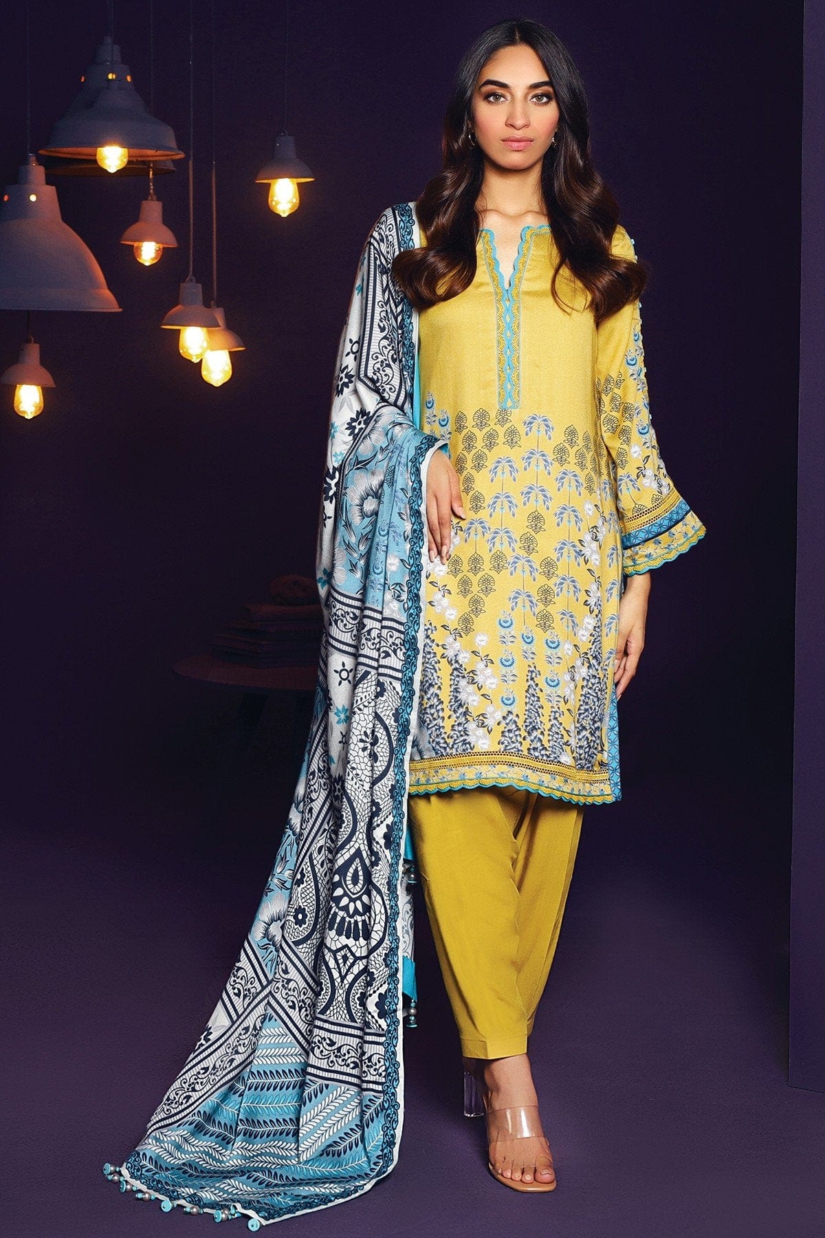 AlKaram Winter Collection โ Three Piece Printed Twill Suit With Printed Twill Viscose Dupatta โ FW-14-20-Yellow - Image 4