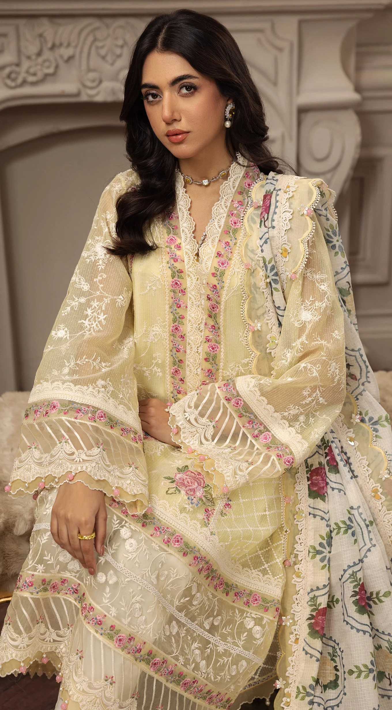 Anaya by Kiran Chaudhry Luxury Lawn Eid Collection – KIARA - Image 5