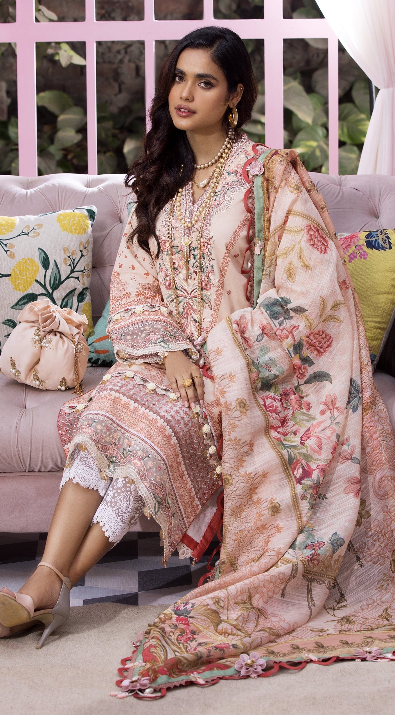 Anaya by Kiran Chaudhry · Viva Lawn Collection 2022 – GISELE - Image 5