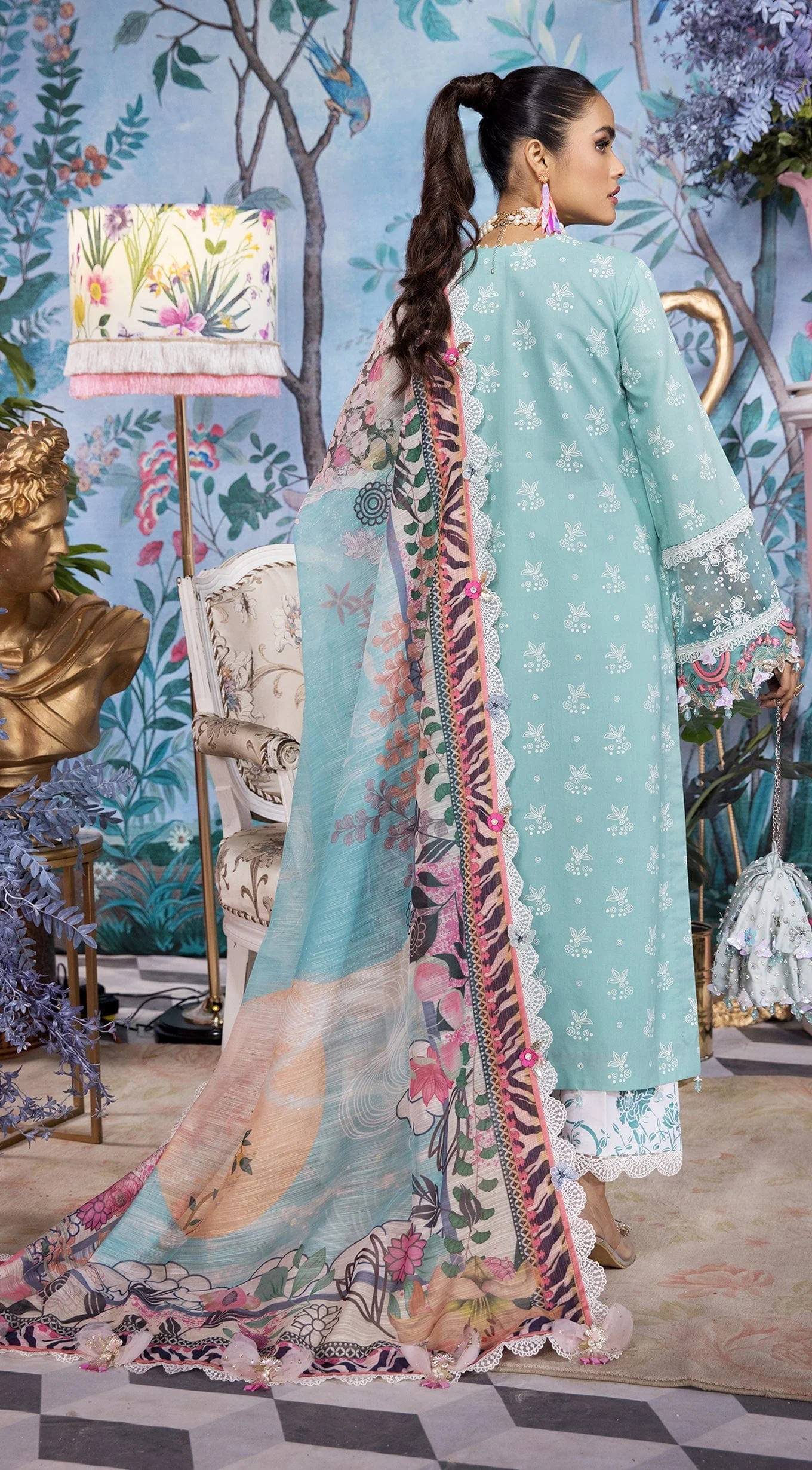 Anaya by Kiran Chaudhry · Viva Lawn Collection 2022 – JAYA - Image 4