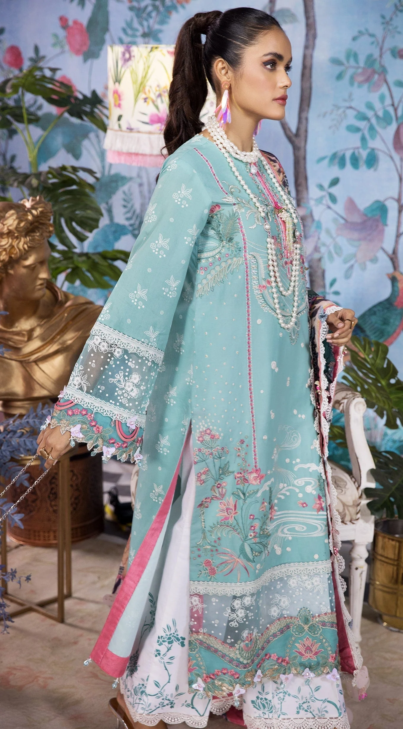 Anaya by Kiran Chaudhry · Viva Lawn Collection 2022 – JAYA - Image 7