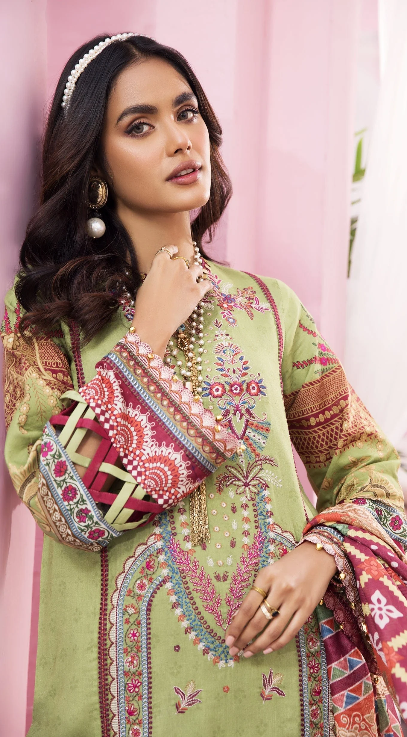 Anaya by Kiran Chaudhry · Viva Lawn Collection 2022 – MARICEL - Image 11
