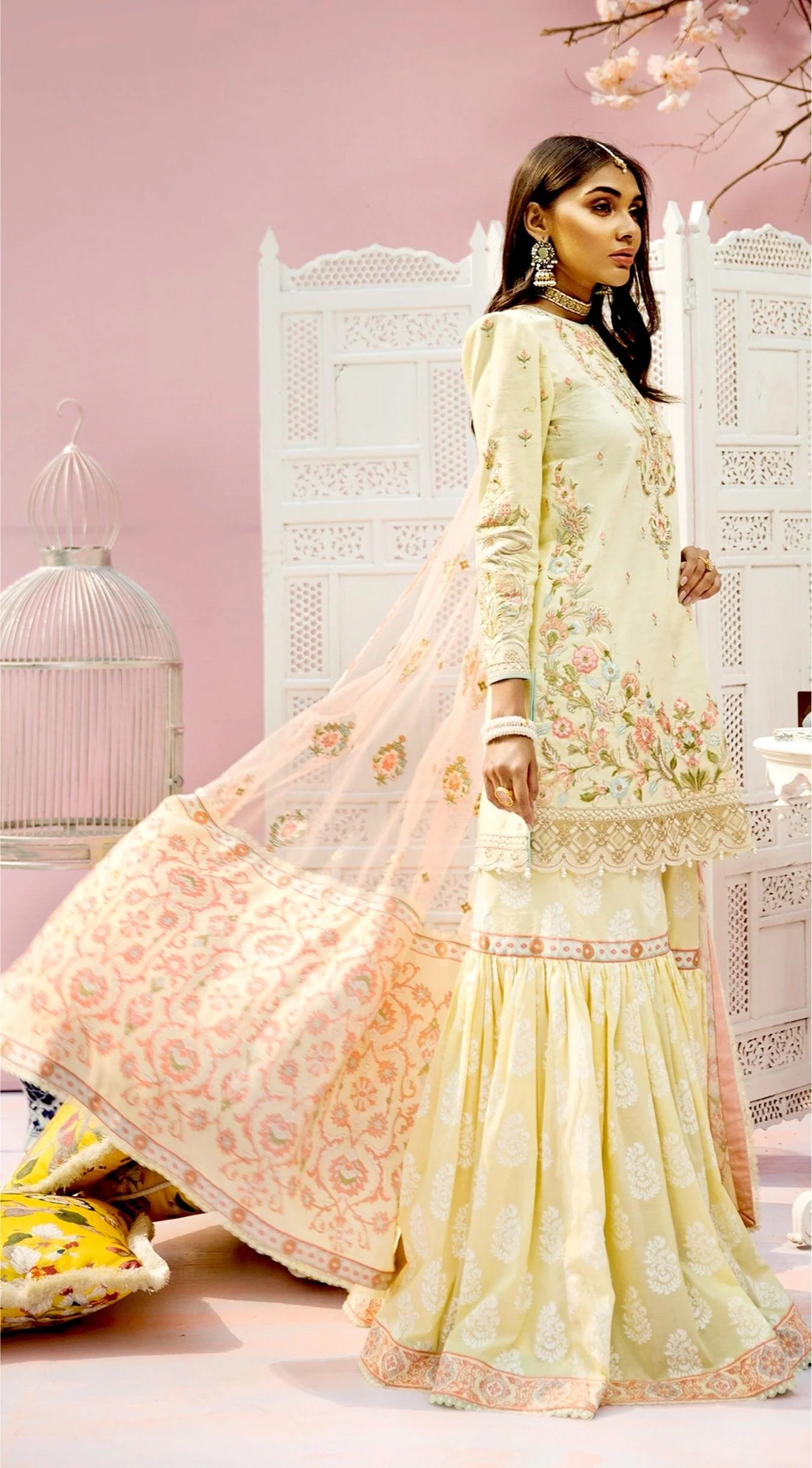 Anaya x Kamiar Rokni Festive Luxury Lawn Collection '21 – BANU - Image 4